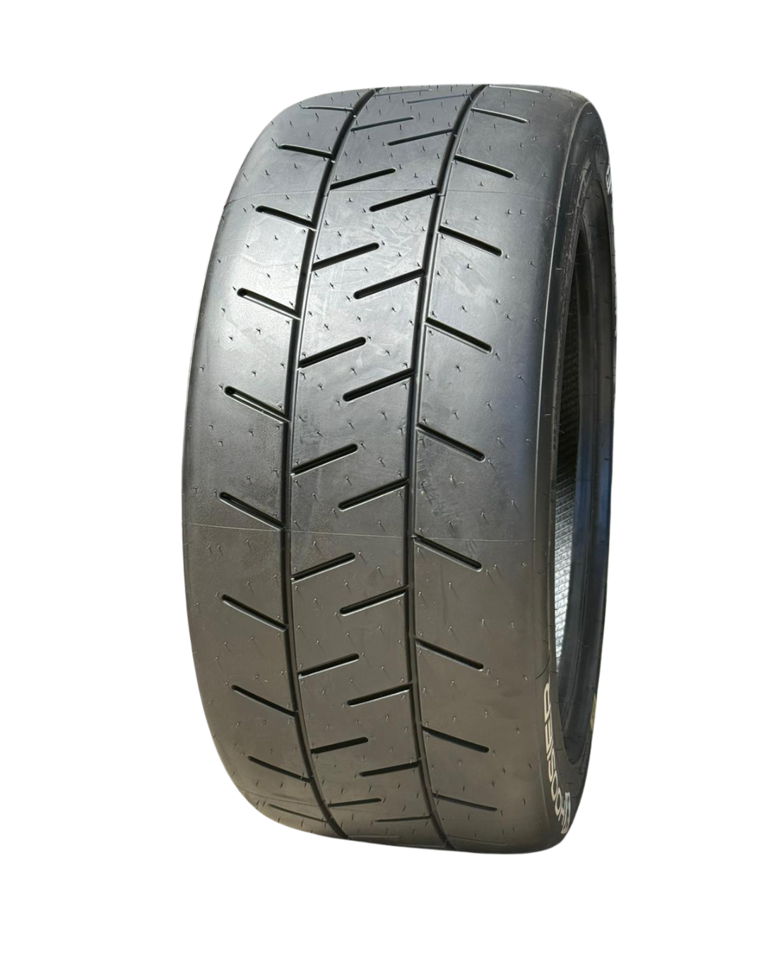 235/45R17 – Image 3
